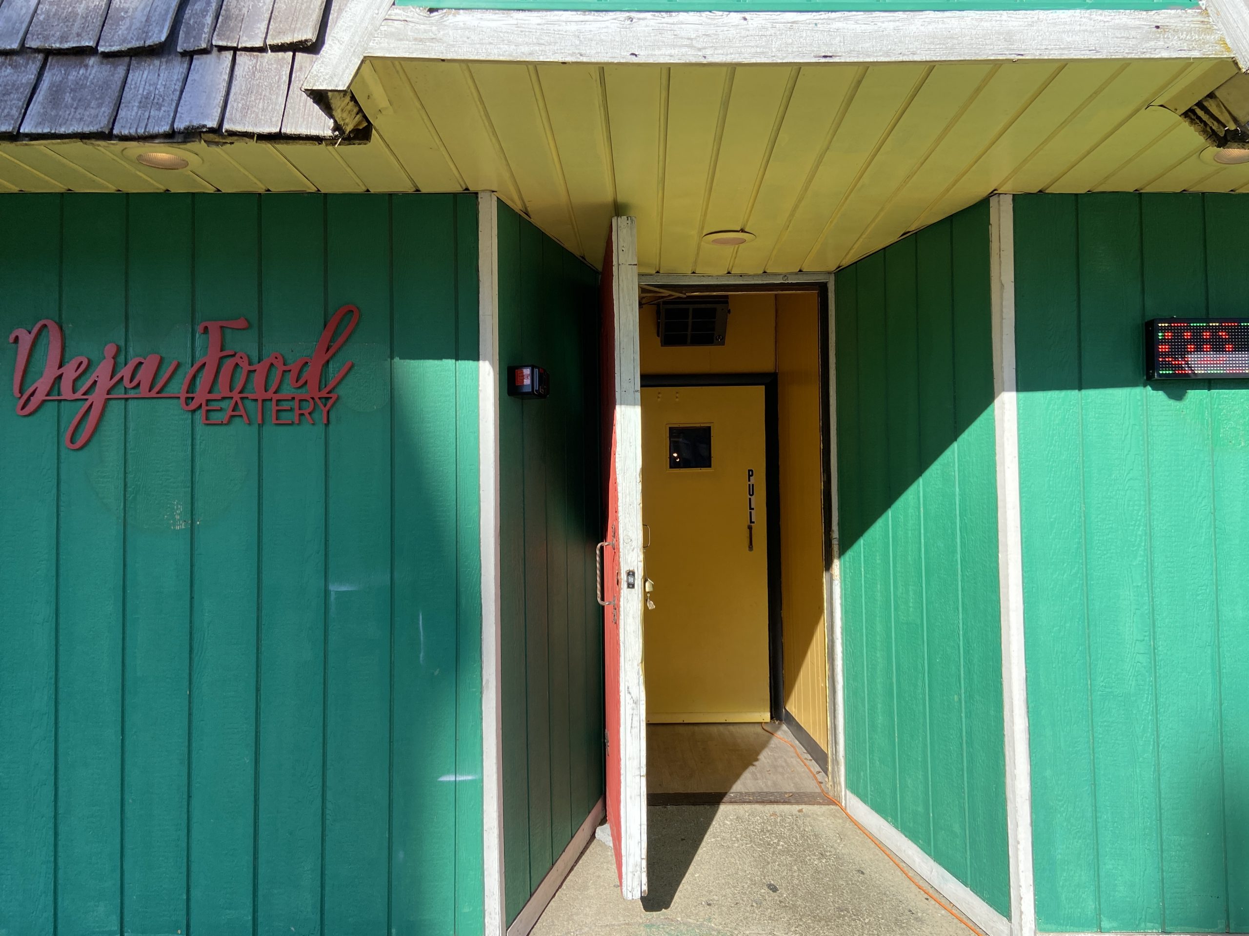 RJ's Place pop-up brings family, comfort food and music together in Mansfield on Nov. 7
