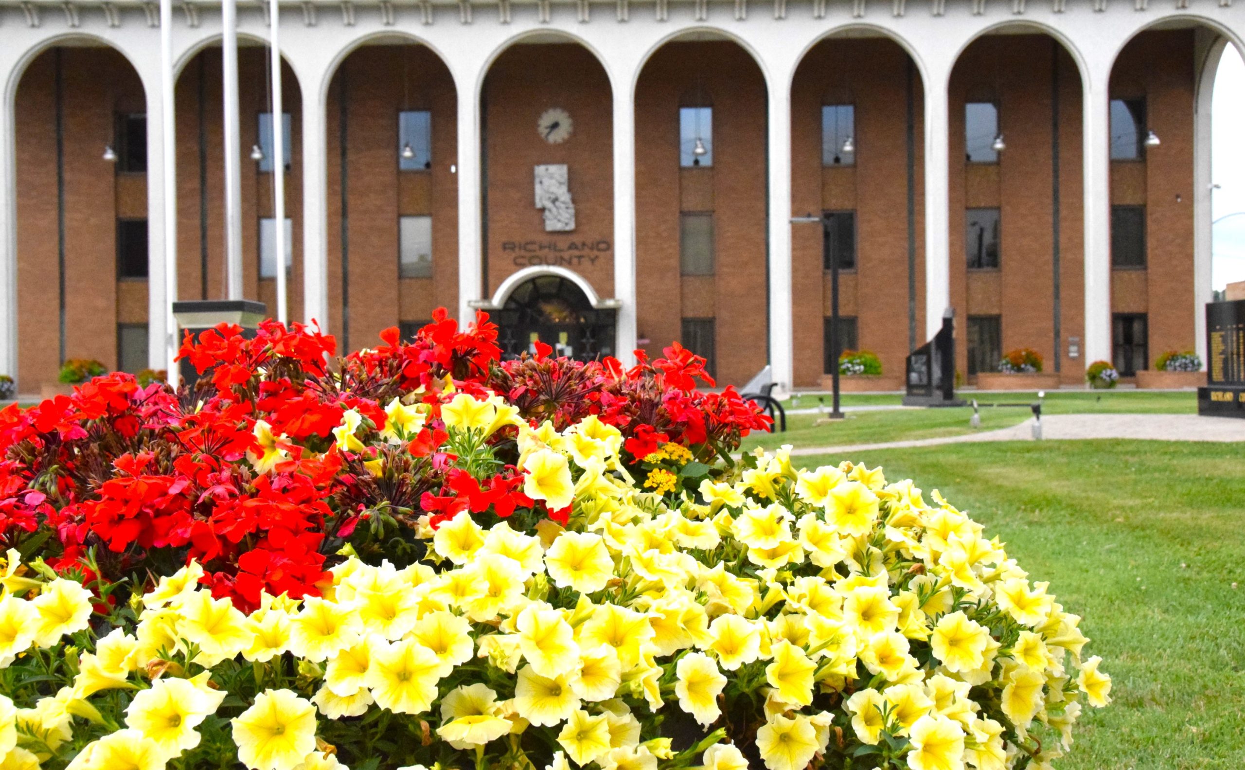 Richland County commissioners declare no interest in data center