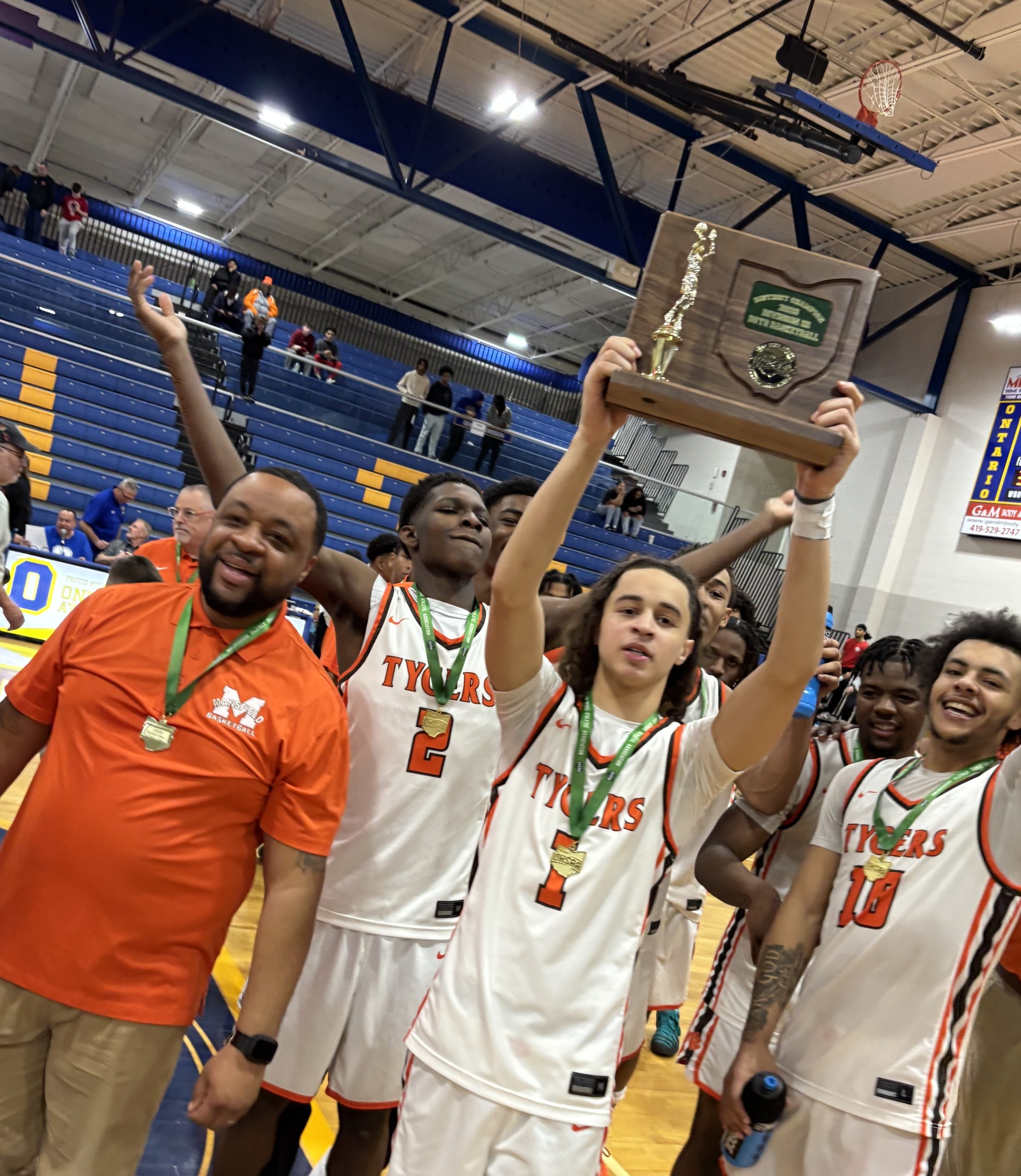Tygers upset Lima Shawnee for first district championship in 12 years
