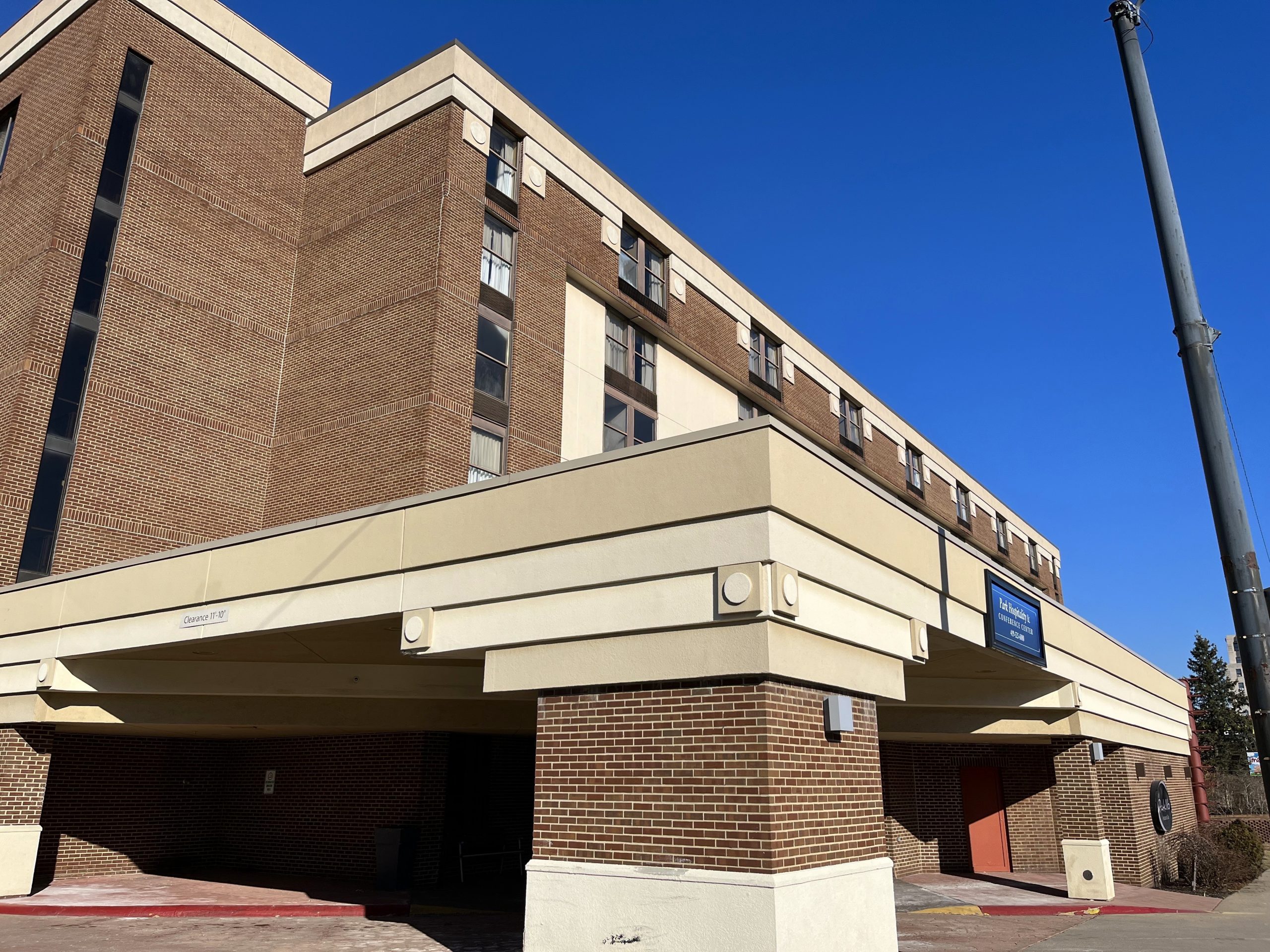 $10 million local vision could transform former Holiday Inn into downtown gem